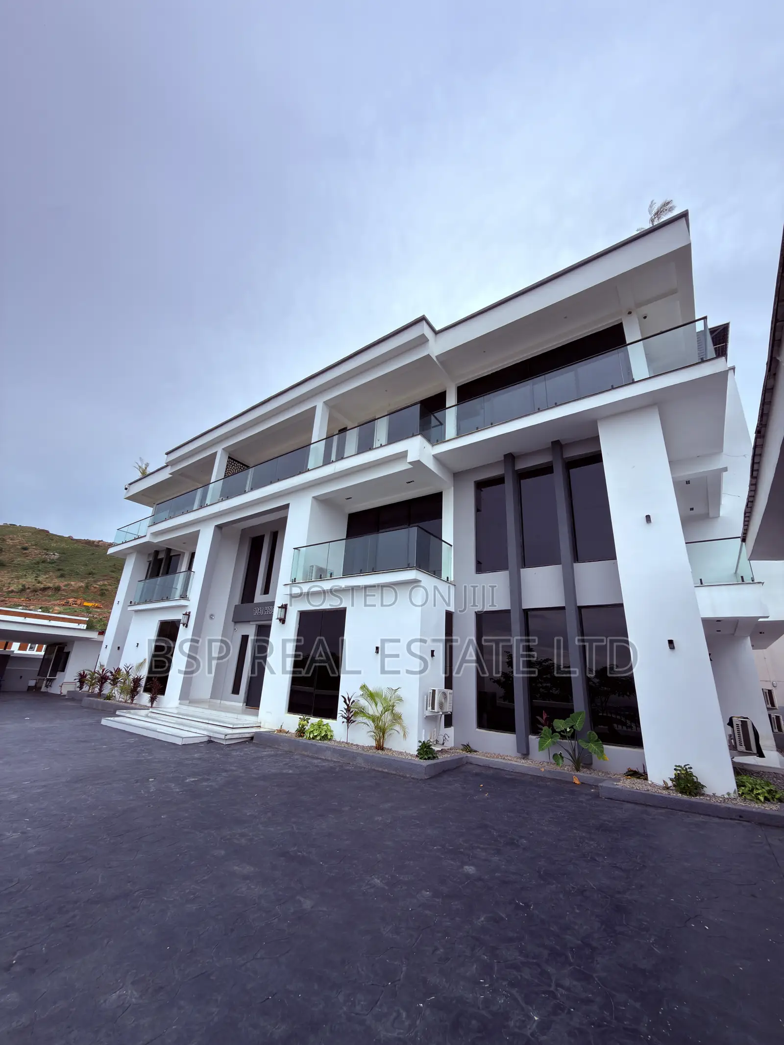 4bdrm Townhouse / Terrace in Maitama for rent in Maitama