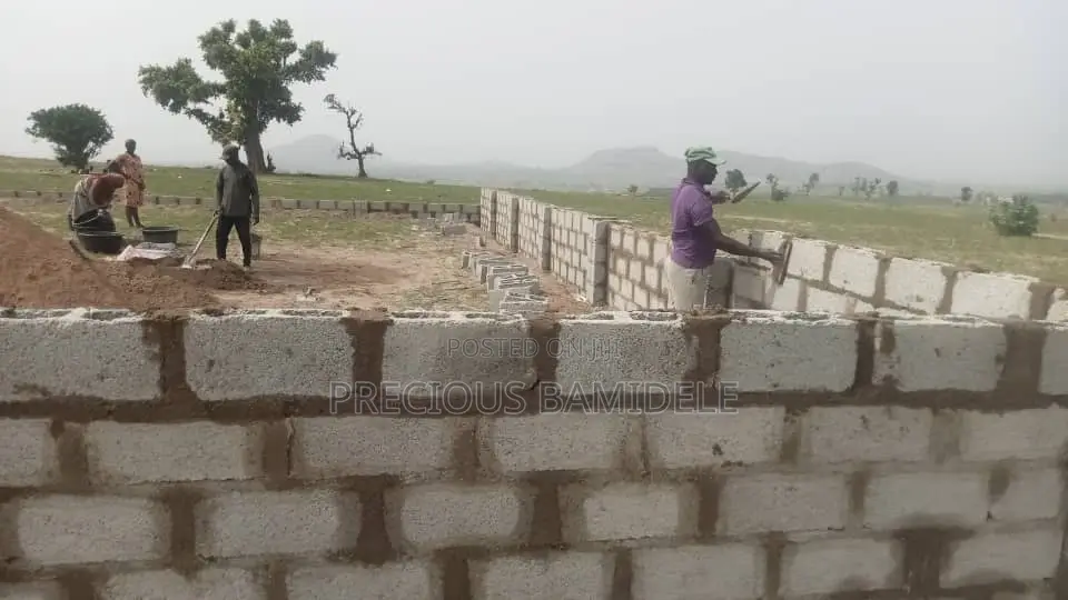 Affordable 300sqm Residential Plot Of Land For Sale In Karshi, Abuja in Karshi