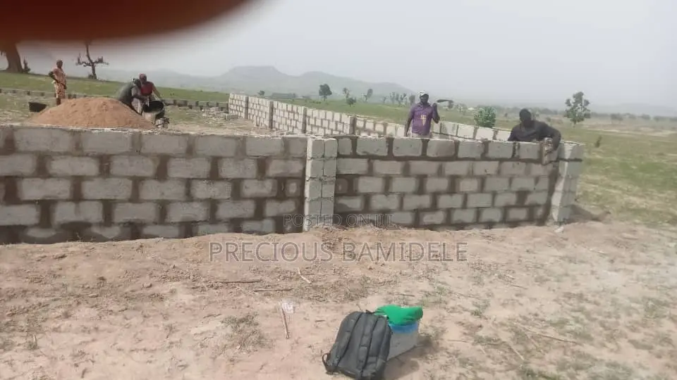 Affordable 300sqm Residential Plot Of Land For Sale In Karshi, Abuja in Karshi