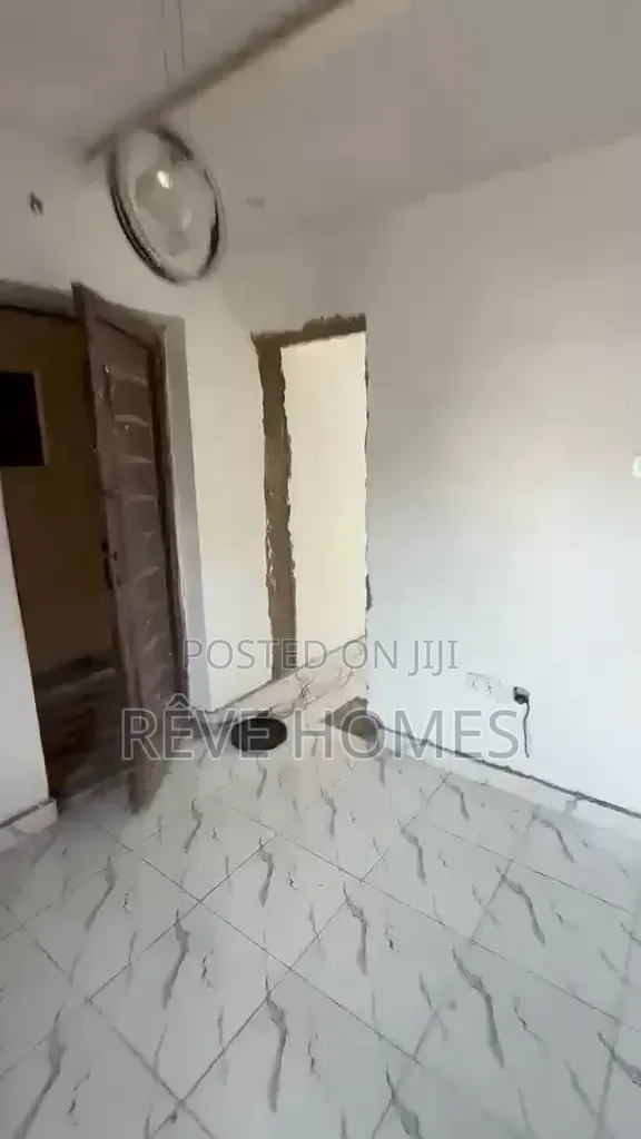 Mini Flat in Akoka for rent in Akoka