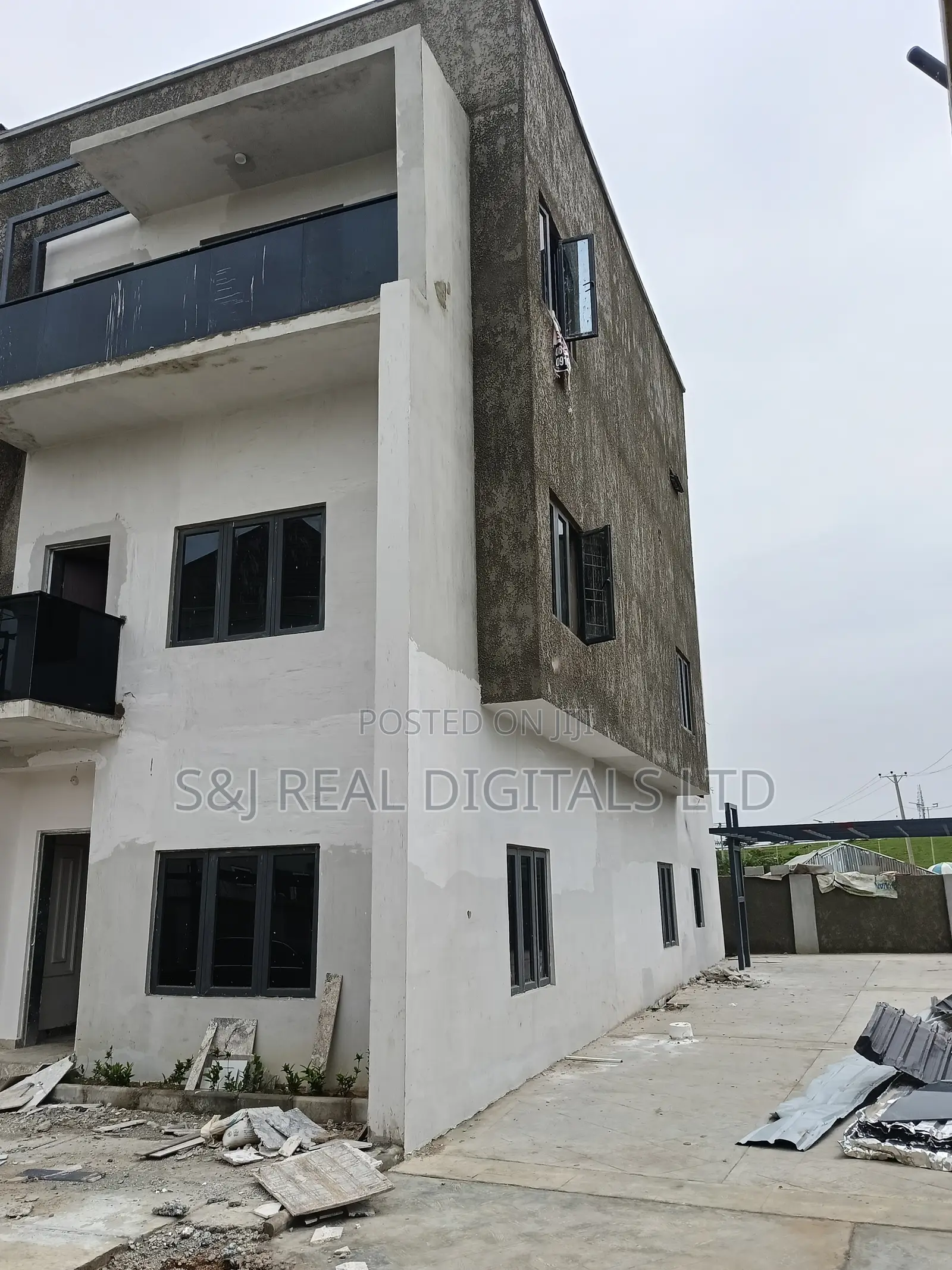 4bdrm Duplex in Jahi for sale in Jahi