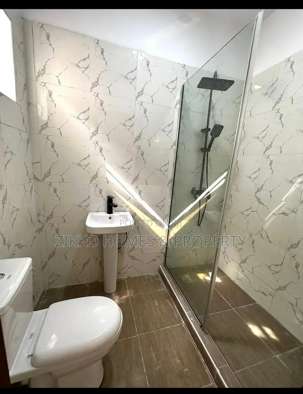 3bdrm Townhouse/Terrace in Ajah, Abraham Adesanya Estate for sale in Abraham Adesanya Estate