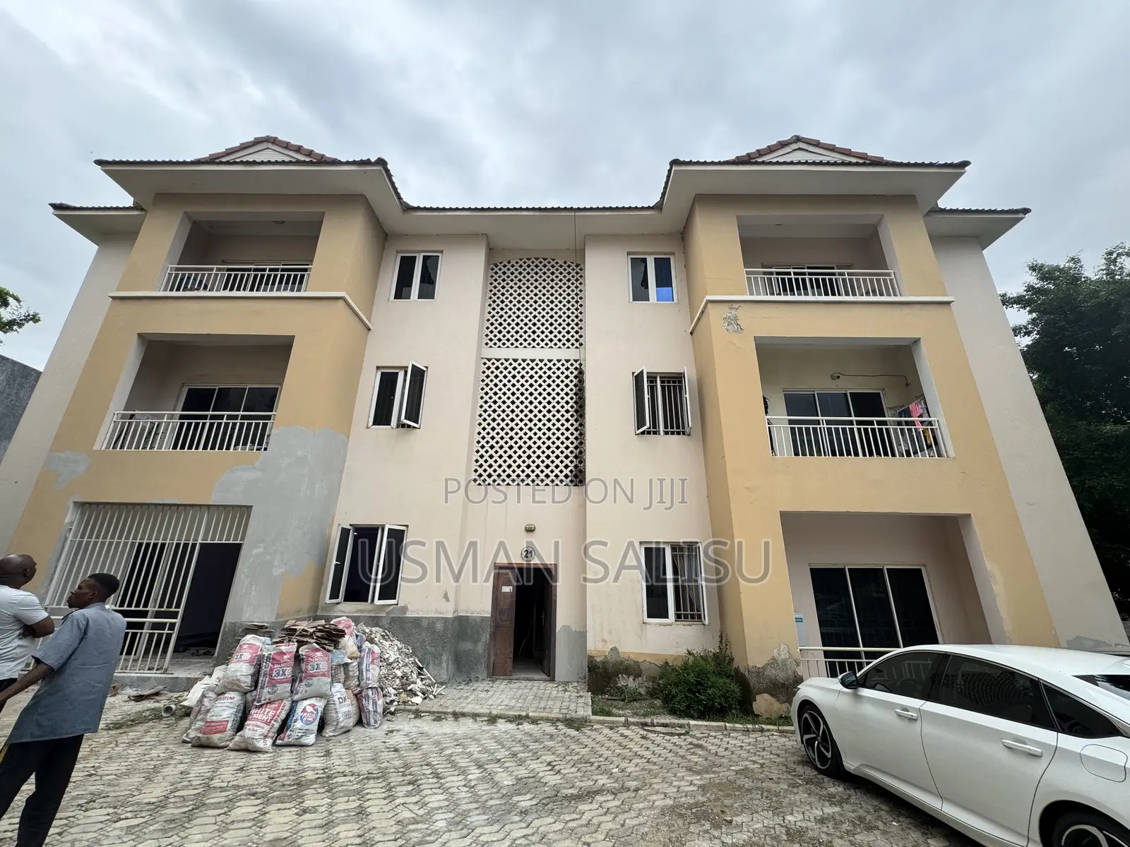 3bdrm Block of Flats in Karsana for sale in Karsana