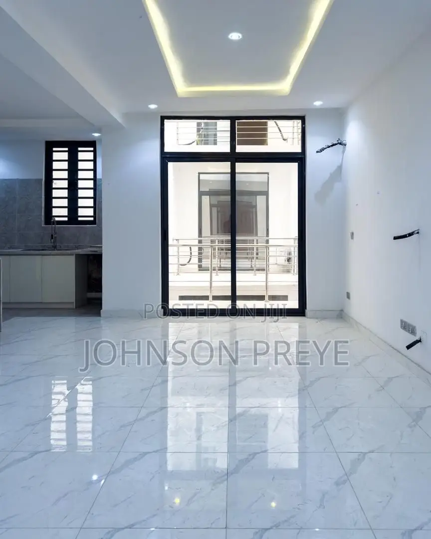 2bdrm Apartment in Lekki Phase 1 for rent in Lekki Phase 1