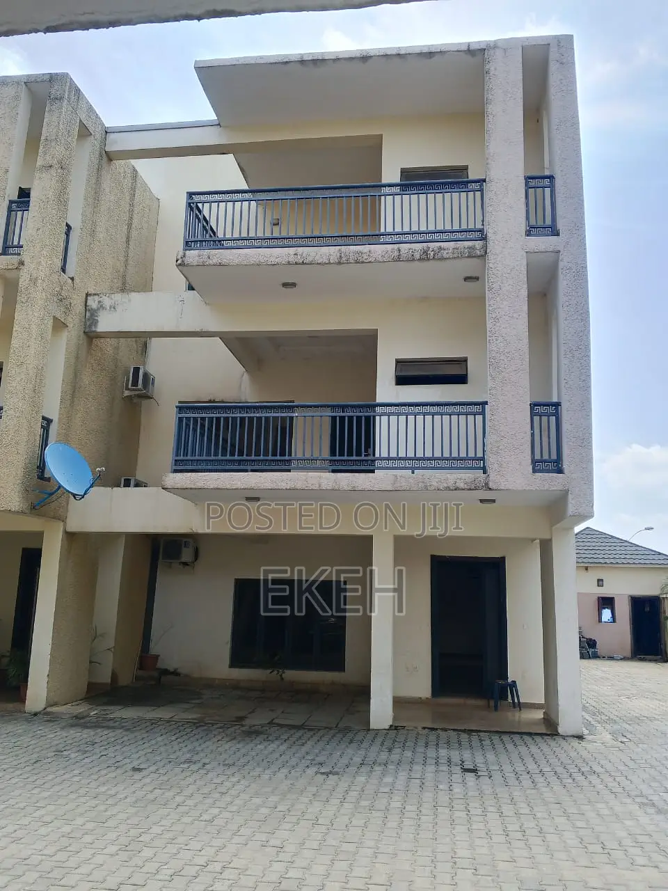 5bdrm Townhouse / Terrace in Barclay Luxury for rent in Wuye