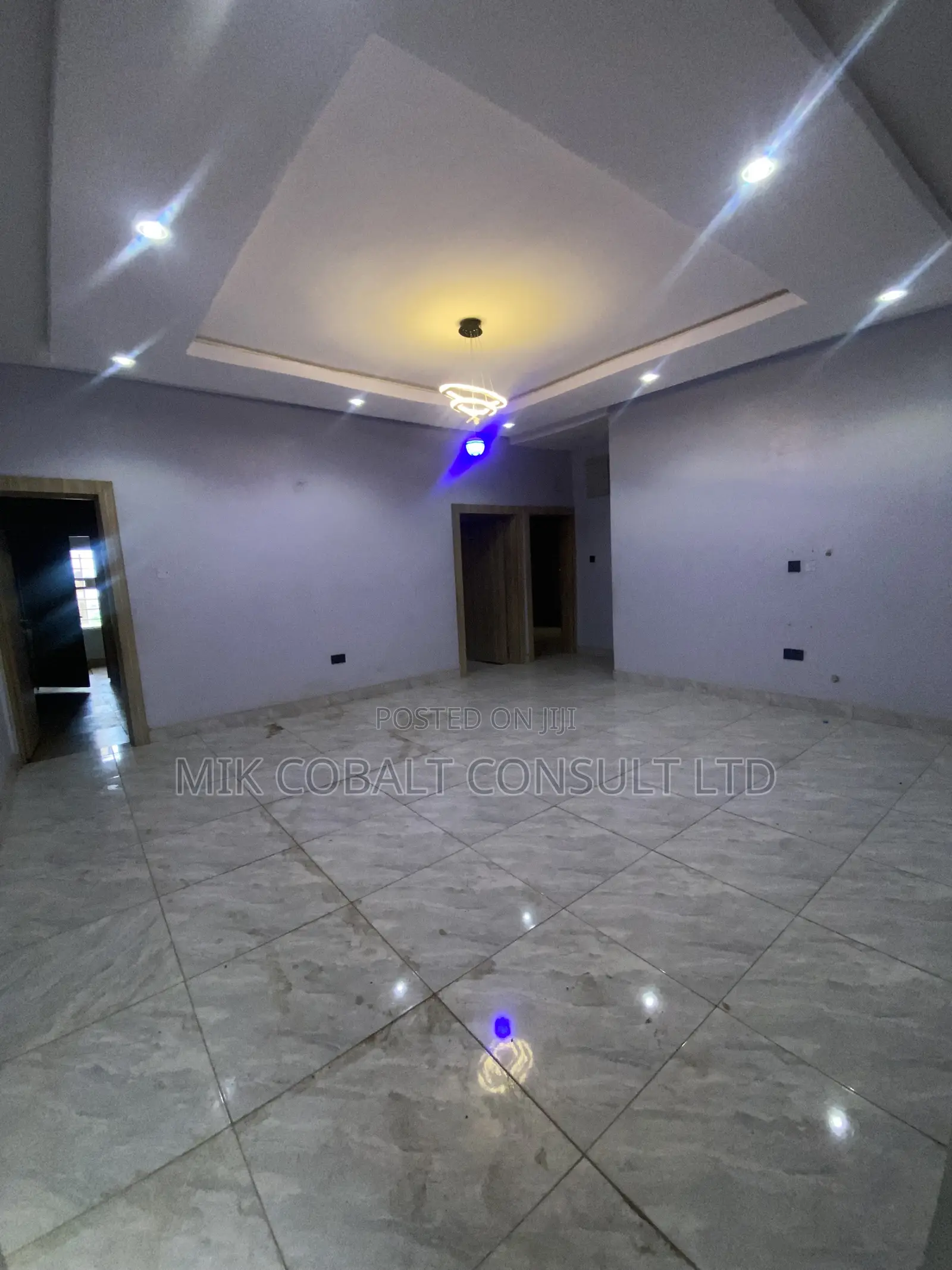 3bdrm Block of Flats in By Modern Market, Dawaki for rent in Dawaki