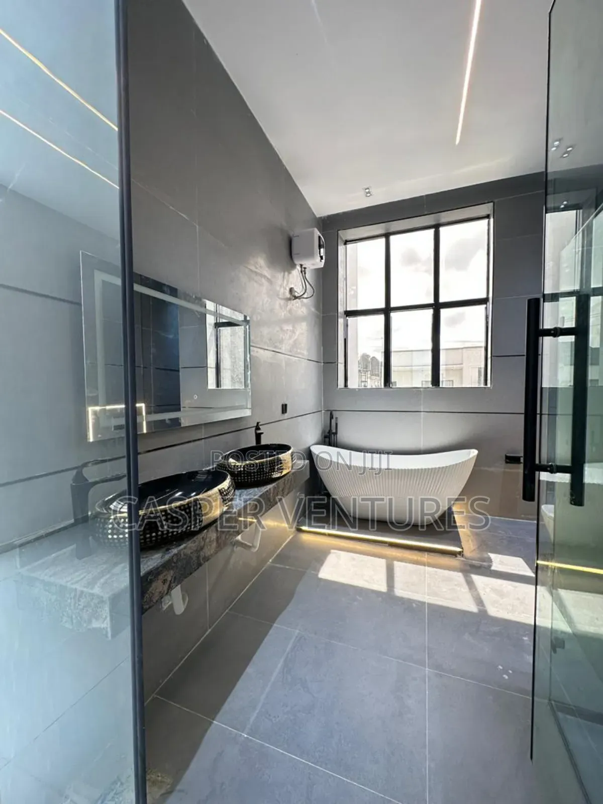 5bdrm Duplex in Vgc for sale in VGC / Ajah