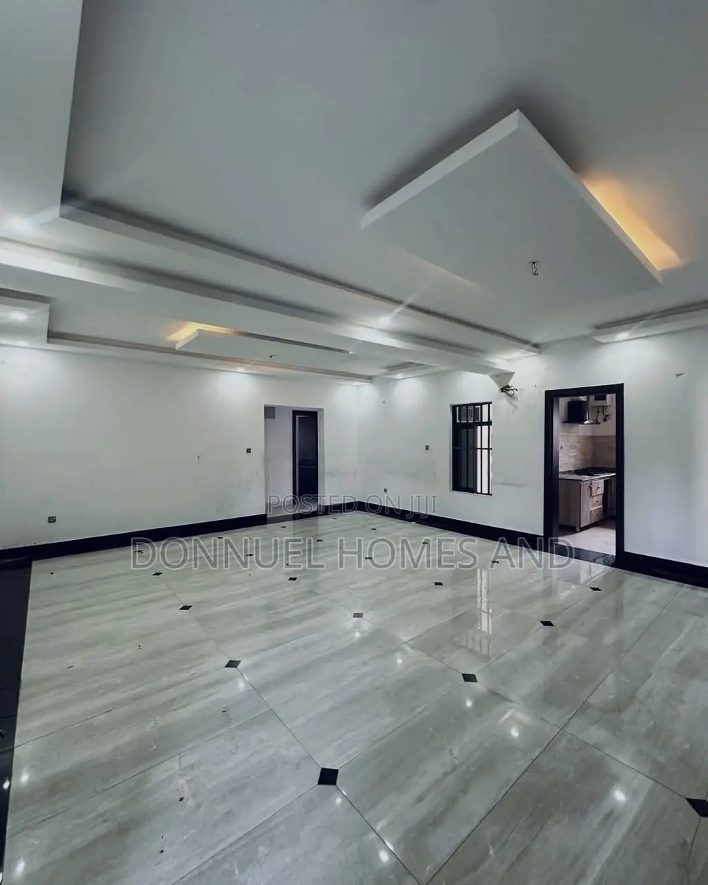 3bdrm Apartment in Lekki Phase 1 for rent in Lekki Phase 1