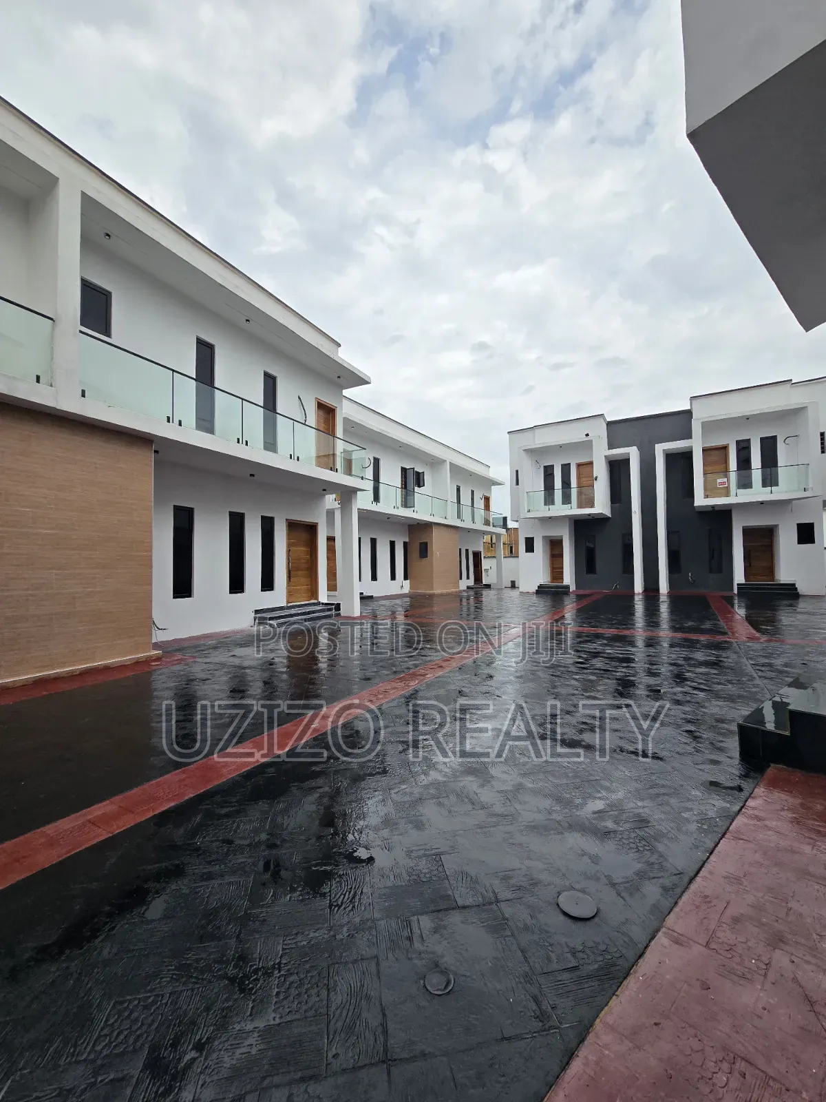 4bdrm Townhouse/Terrace in Thomas Estate for sale in Thomas Estate