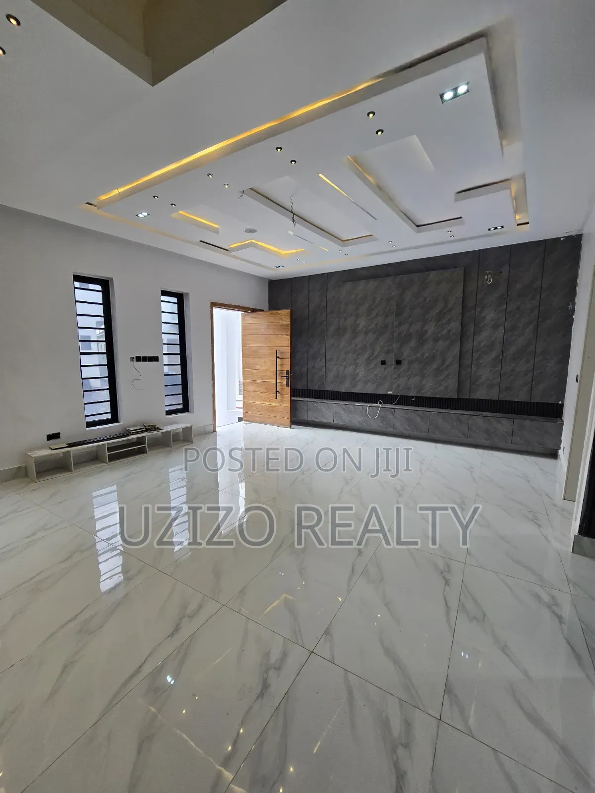 4bdrm Townhouse/Terrace in Thomas Estate for sale in Thomas Estate