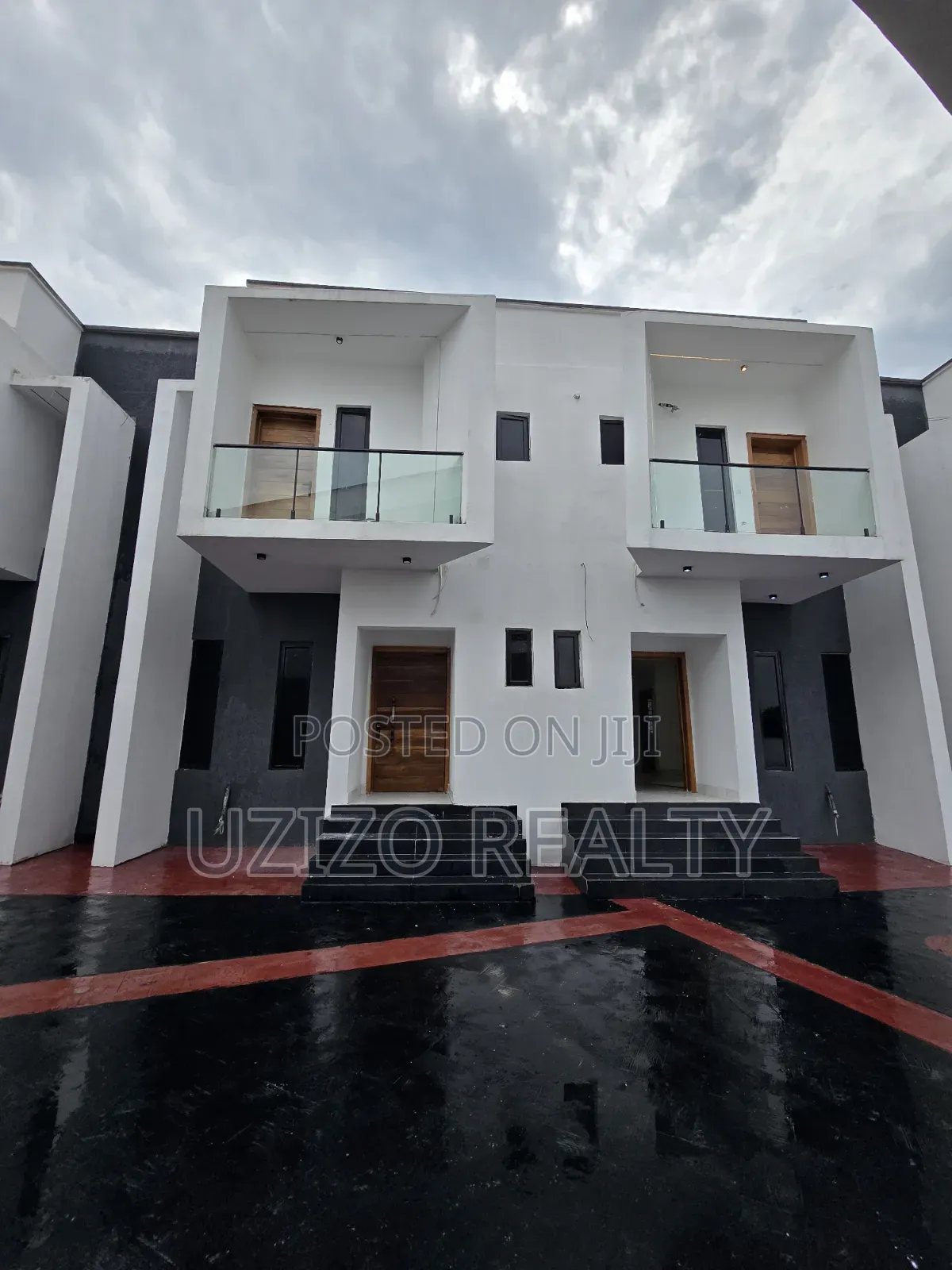 3bdrm Duplex in Thomas Estate for sale in Thomas Estate