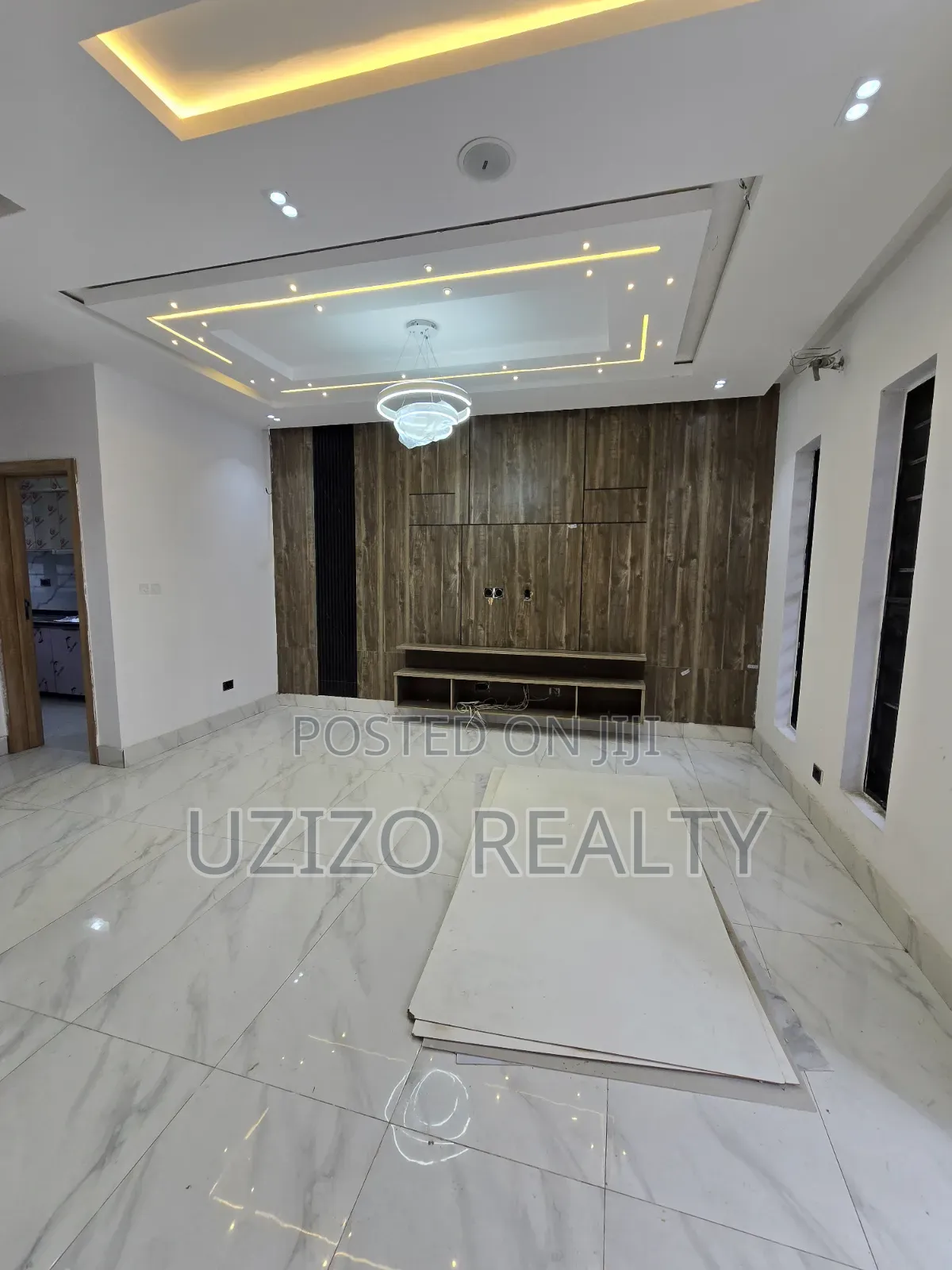 3bdrm Duplex in Thomas Estate for sale in Thomas Estate
