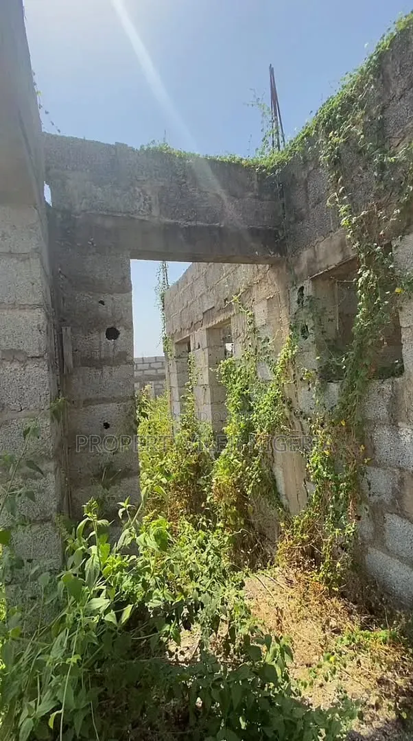 4bdrm Duplex In Seman Metropolis, Sabon Lugbe For Sale in Sabon Lugbe