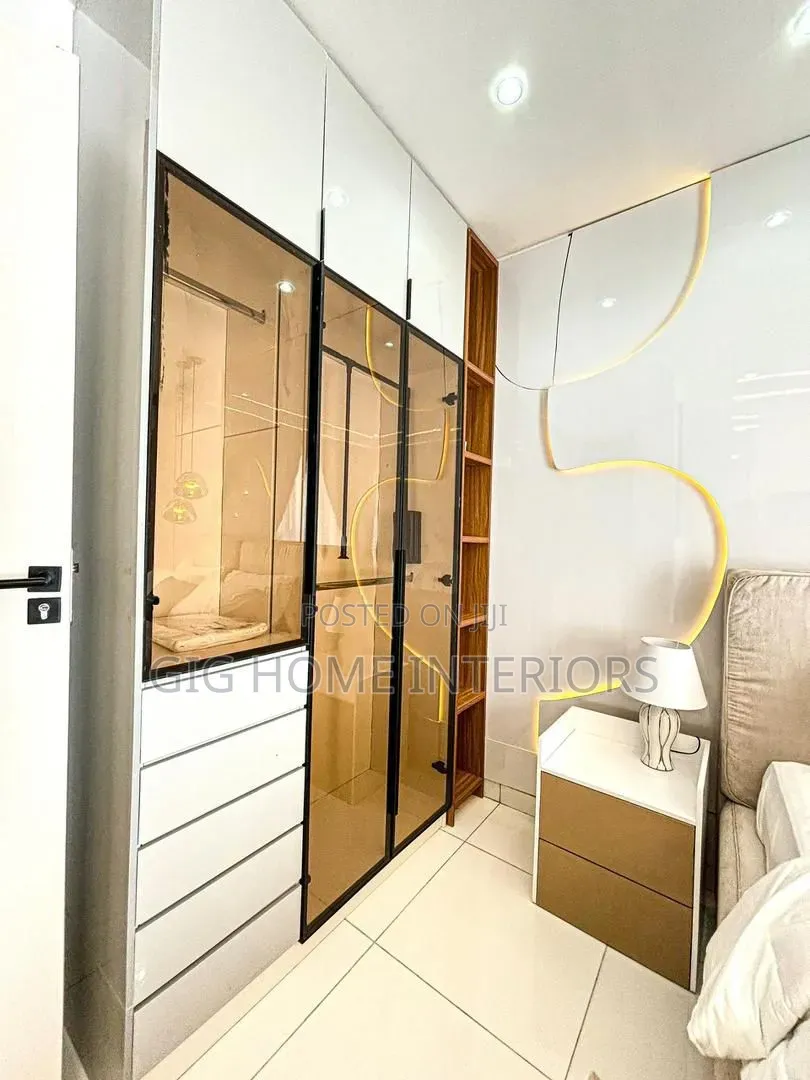 Luxury 2 BDRM Shortlet Apartment in Lekki Phase 1