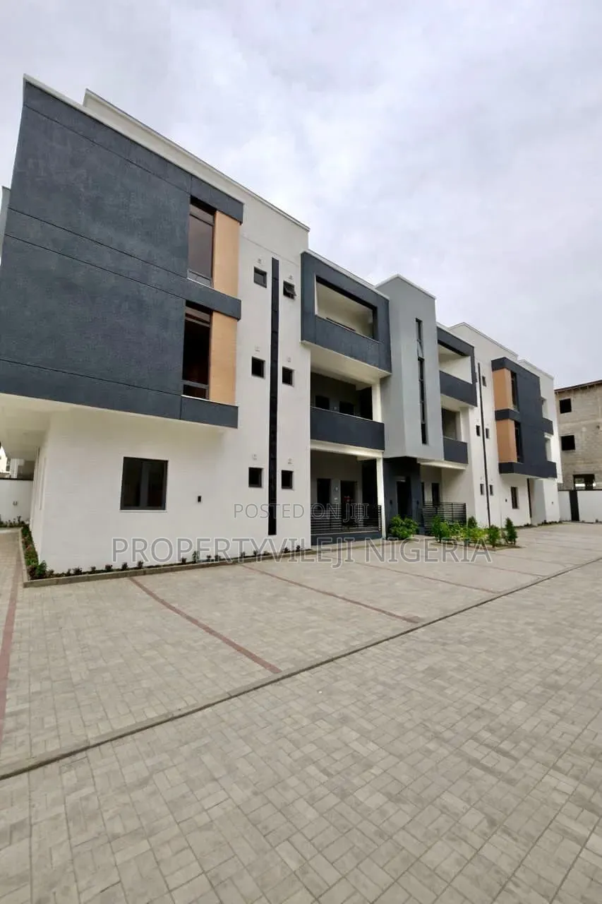 3bdrm Apartment in Life Camp for sale in Life Camp