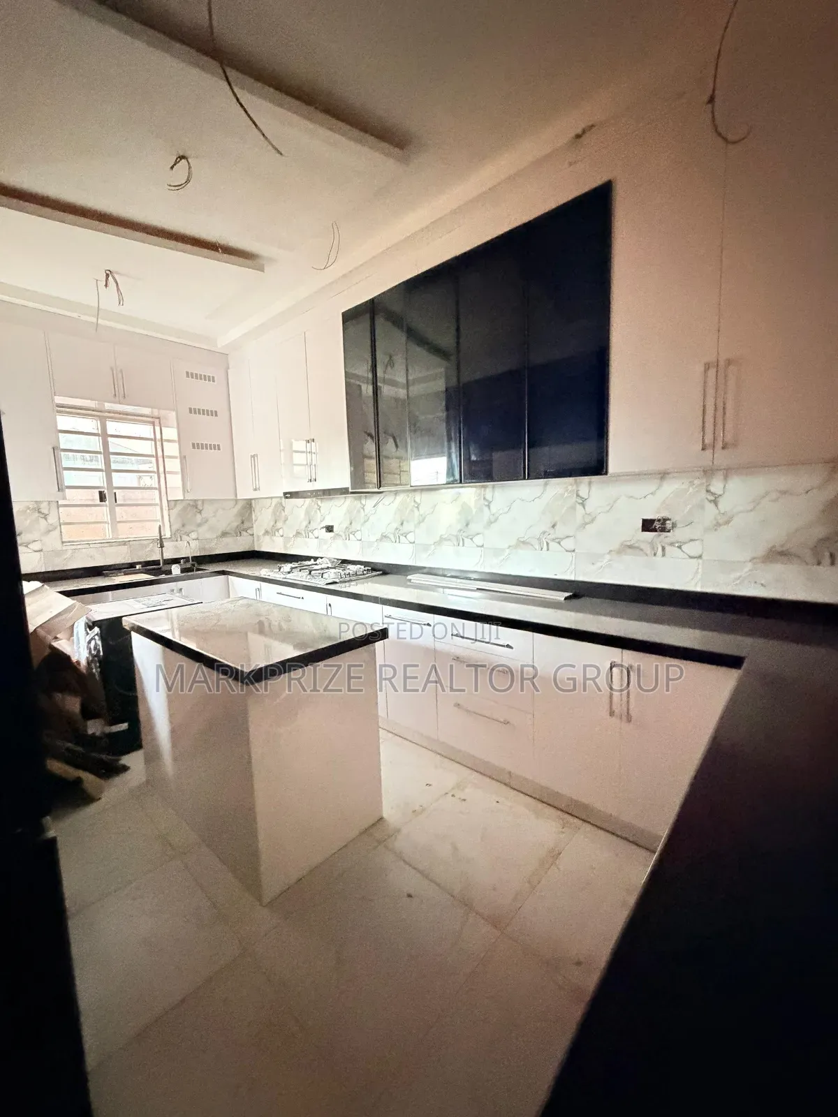 4bdrm Duplex in Alausa Ikeja Lagos for sale in Alausa