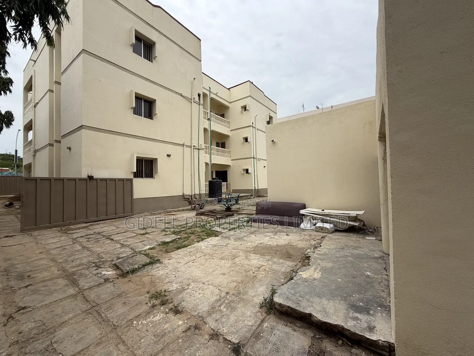 3bdrm Block of Flats in Wuse 2 for rent in Wuse 2