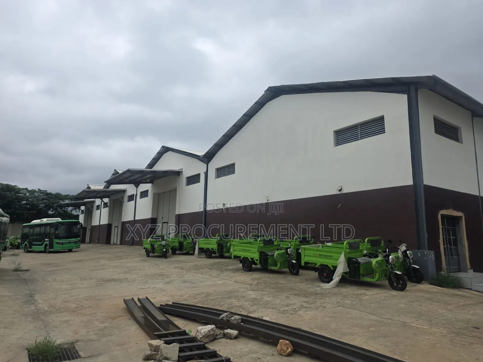 Warehouse Measuring 3,500 SQM Up for Lease at Idu in Idu Industrial