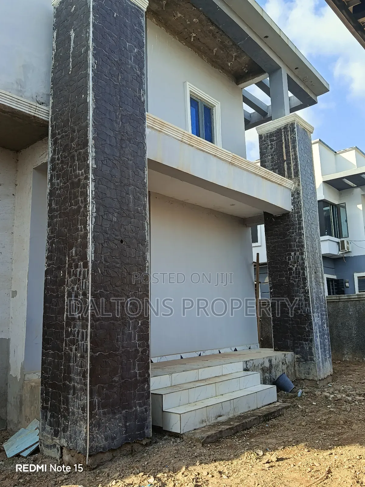 4bdrm Duplex in Von Axis, Lugbe District for sale in Lugbe District
