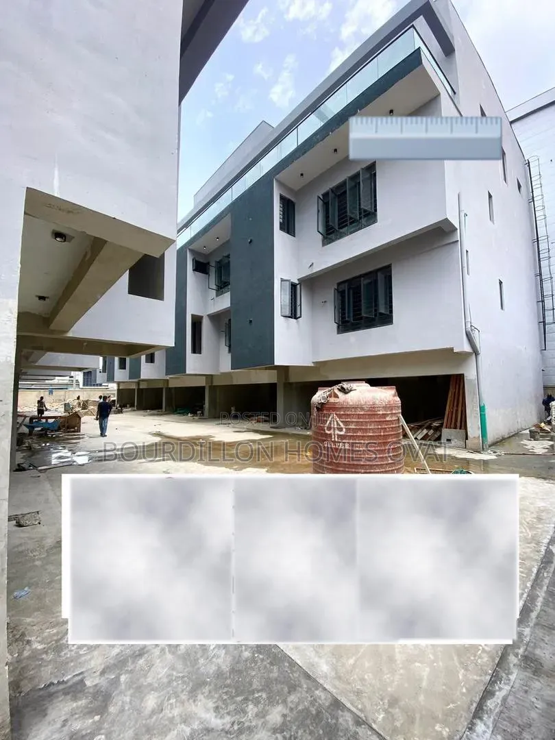 4bdrm Duplex in Victoria Island for sale in Victoria Island Extension