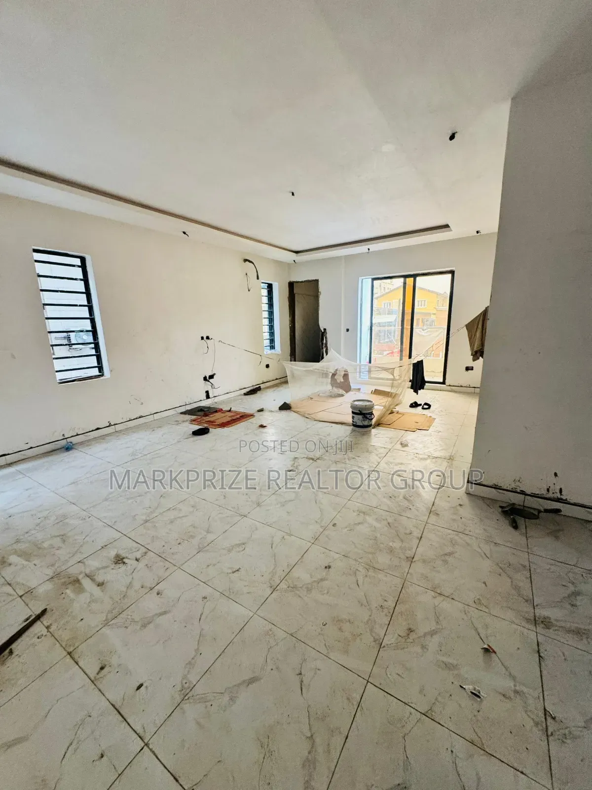 3bdrm Apartment in Yaba Lagos for sale in Sabo / Yaba