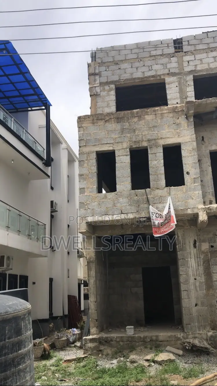 6bdrm Duplex in Mshel Homes, Sabon Lugbe for sale in Sabon Lugbe