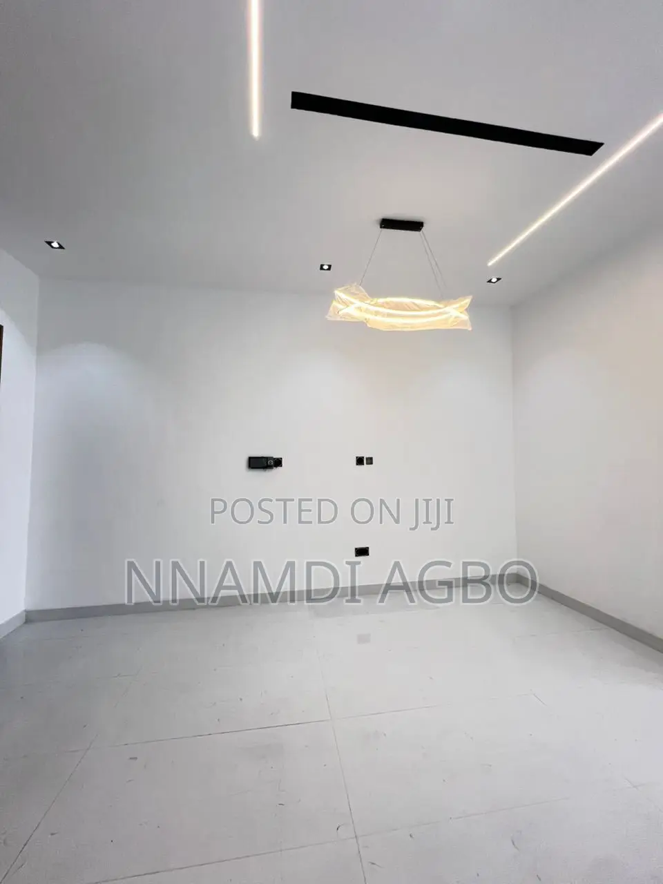 4bdrm Duplex in Ikota for sale in Ikota