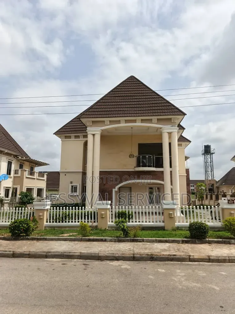 Luxury Single Room in a Duplex in Sabon Lugbe