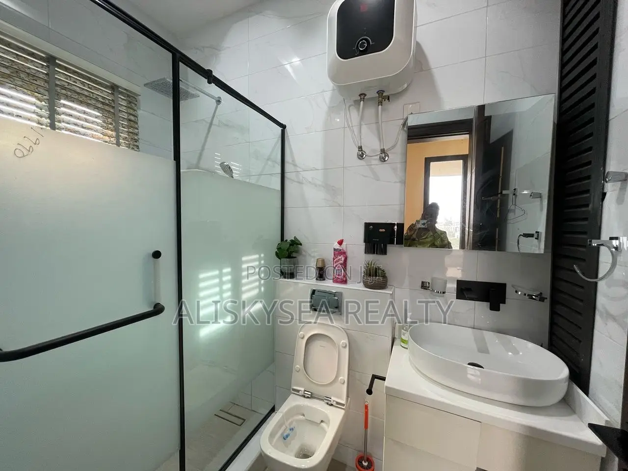En-Suite 2bedroom Shortlet in Ikoyi in Ikoyi