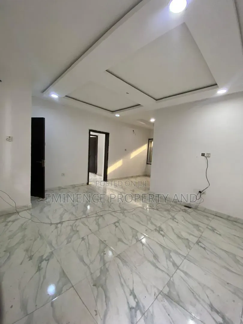 2bdrm Apartment in Osapa london for rent in Osapa london