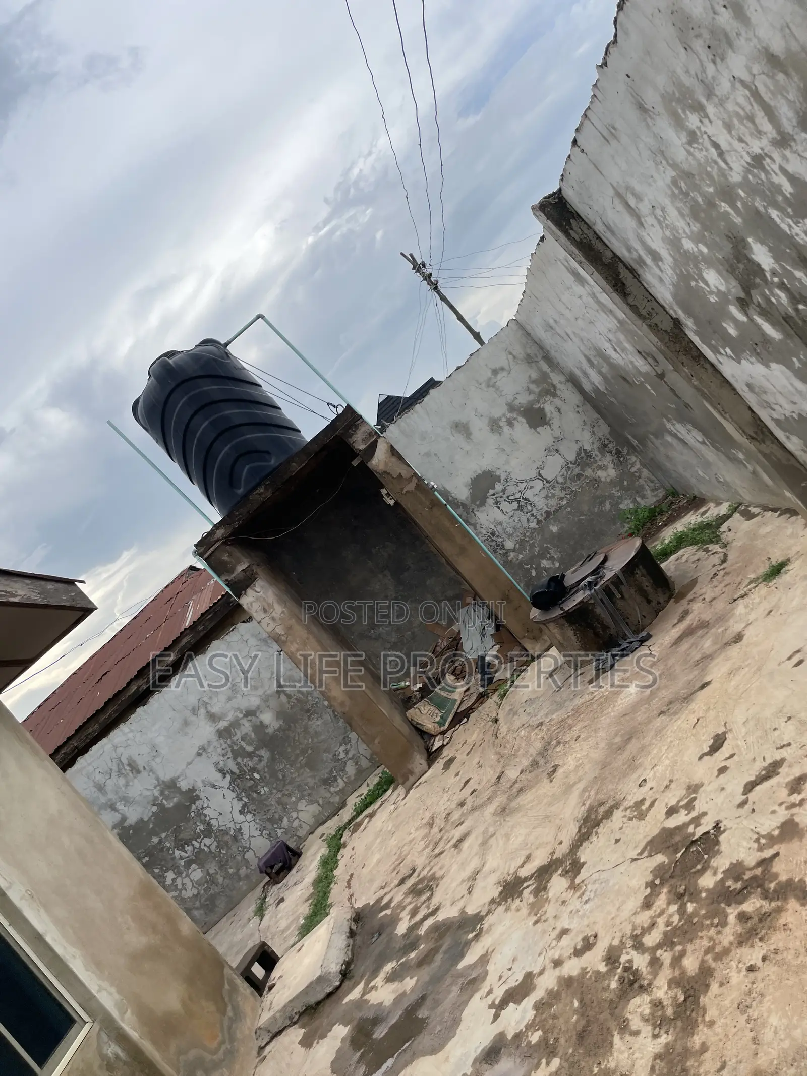 3bdrm Apartment in Ajameta, Iwo Road for sale in Iwo Road