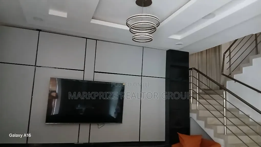 Furnished 4bdrm Duplex in Chevron Lekki for sale in Chevron