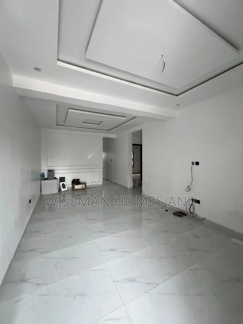 2bdrm Apartment in Ologolo Lekki for rent in Ologolo