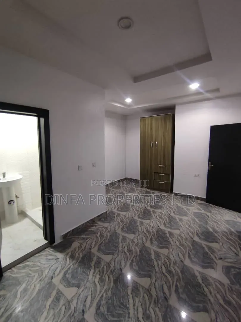 1bdrm Shared Apartment in Osapa London for rent in Osapa london