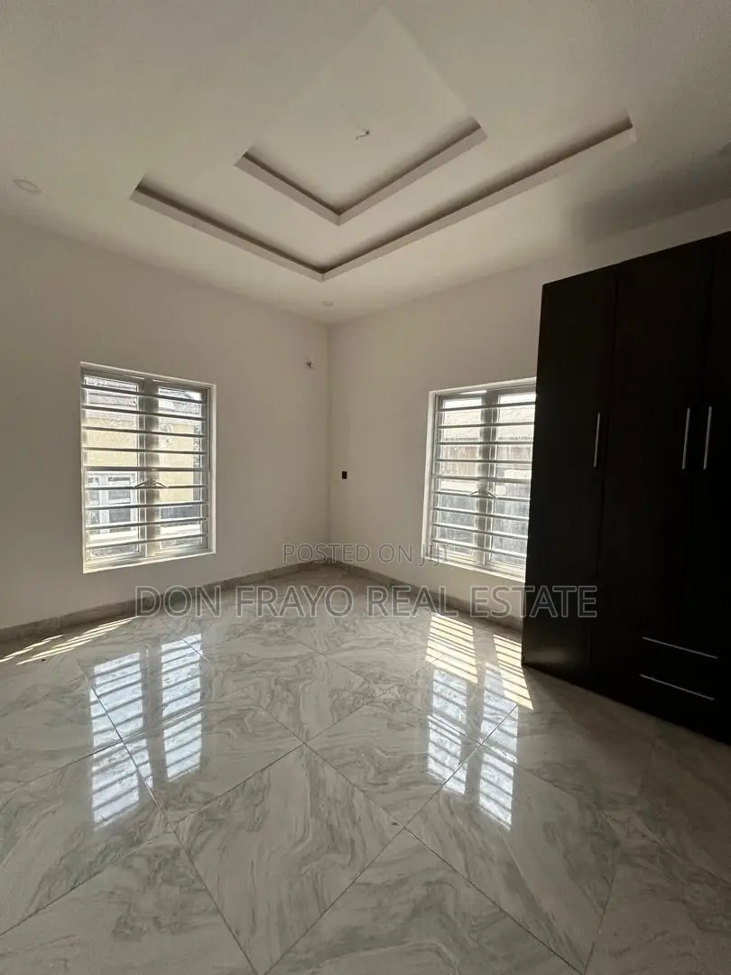 3bdrm Bungalow in Airforce Estate for sale in Akobo