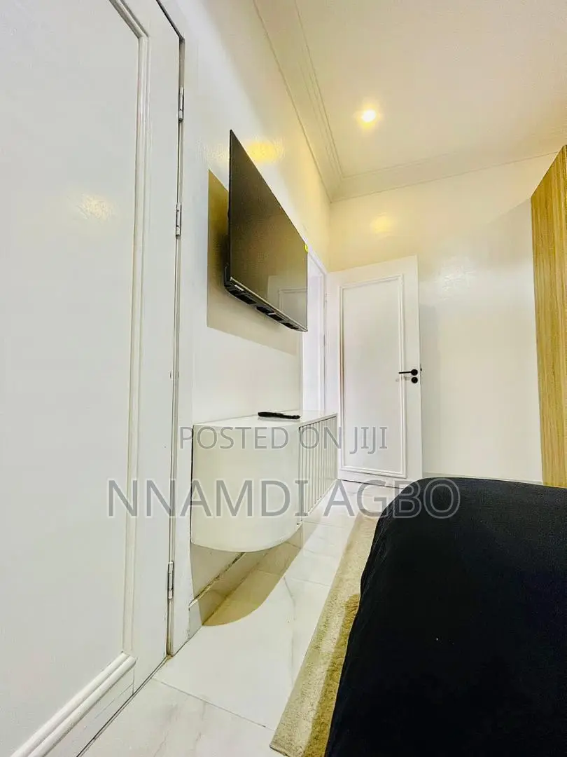 Furnished 3bdrm Apartment in Lekki Phase 1 for rent in Lekki Phase 1