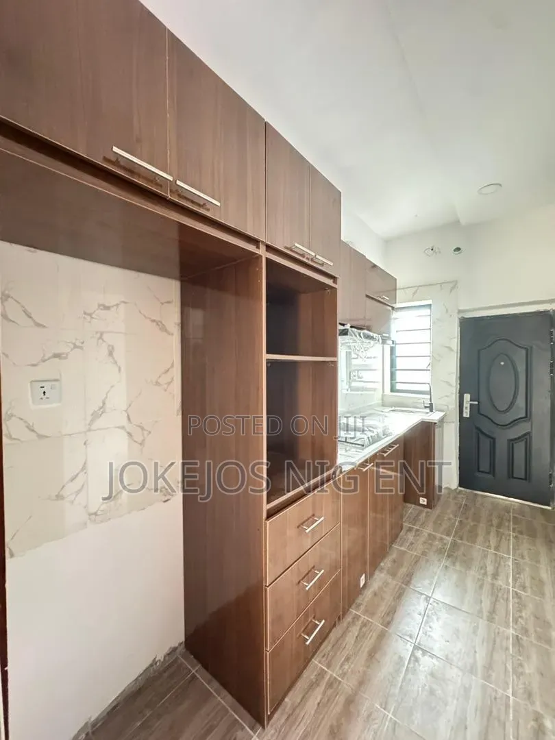 3bdrm Townhouse/Terrace in Ikota Gra Lekki for sale in Ikota