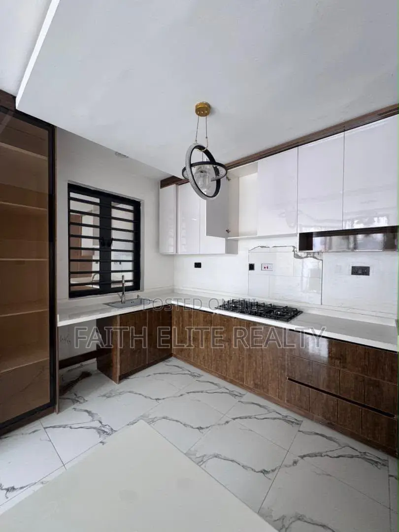 2bdrm Apartment in Ikate for rent in Ikate