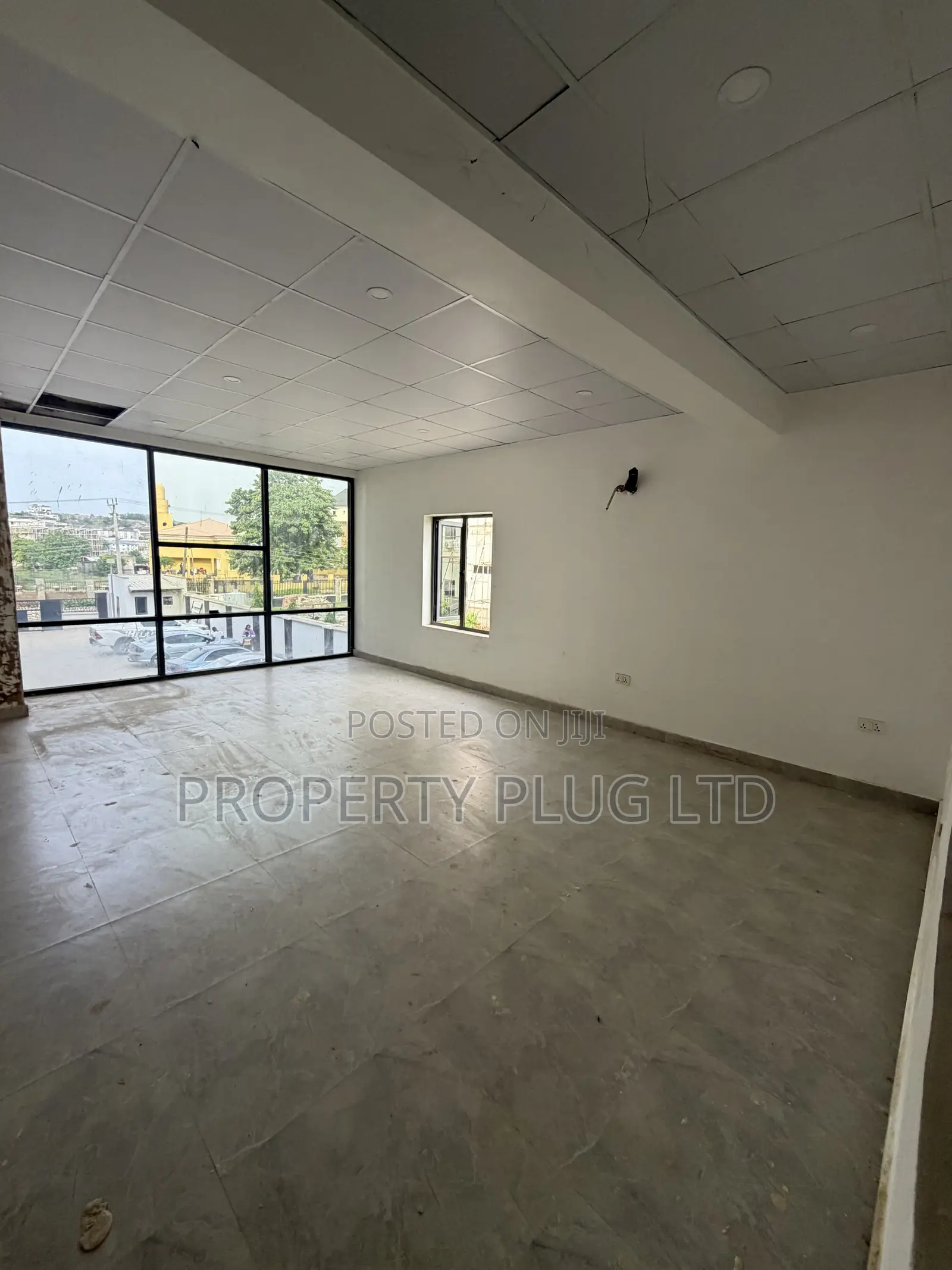 Office Spaces Available for Rent in Mabushi