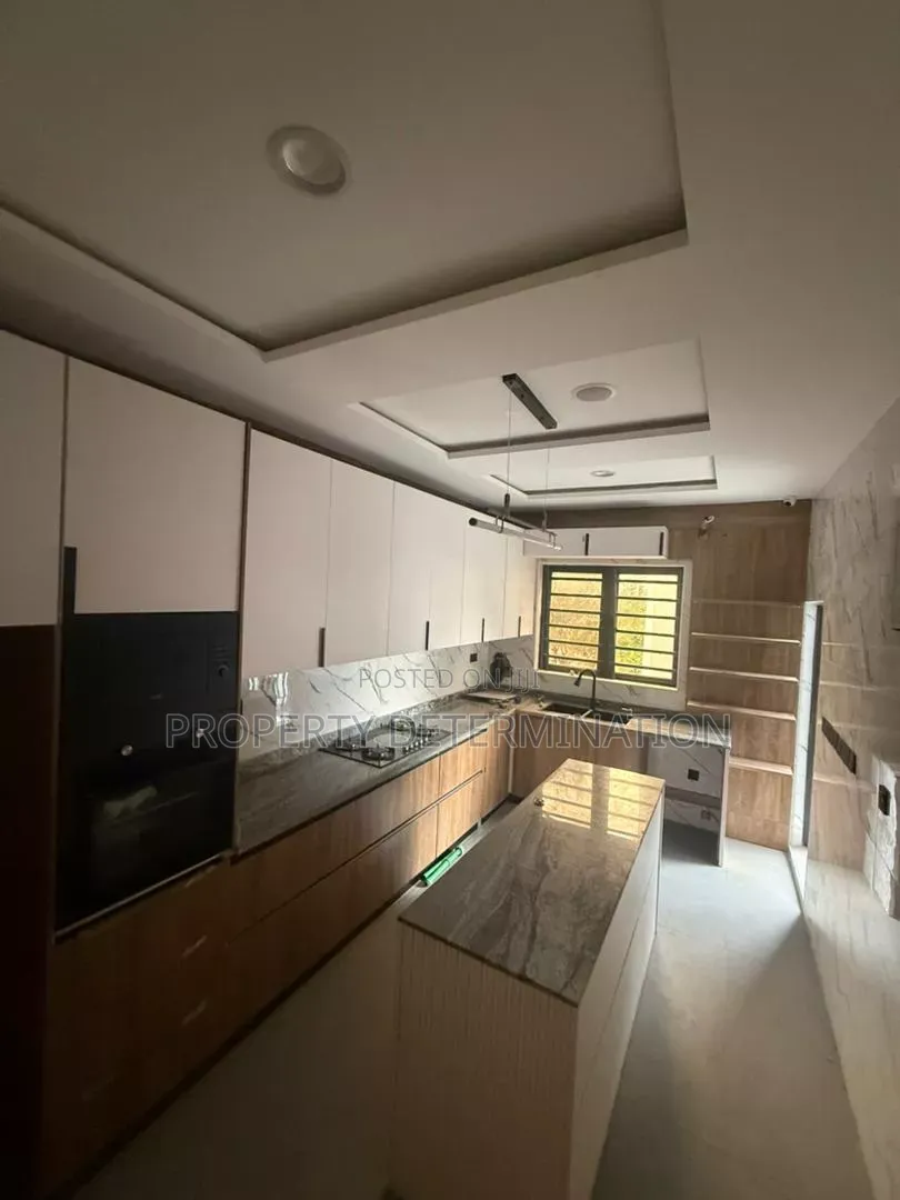 4bdrm Duplex in Omole Phase 1 for sale in Omole Phase 1