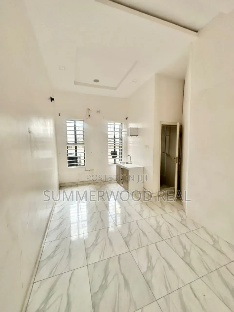 Studio Apartment in Ikota Villa Gra for rent in Ikota