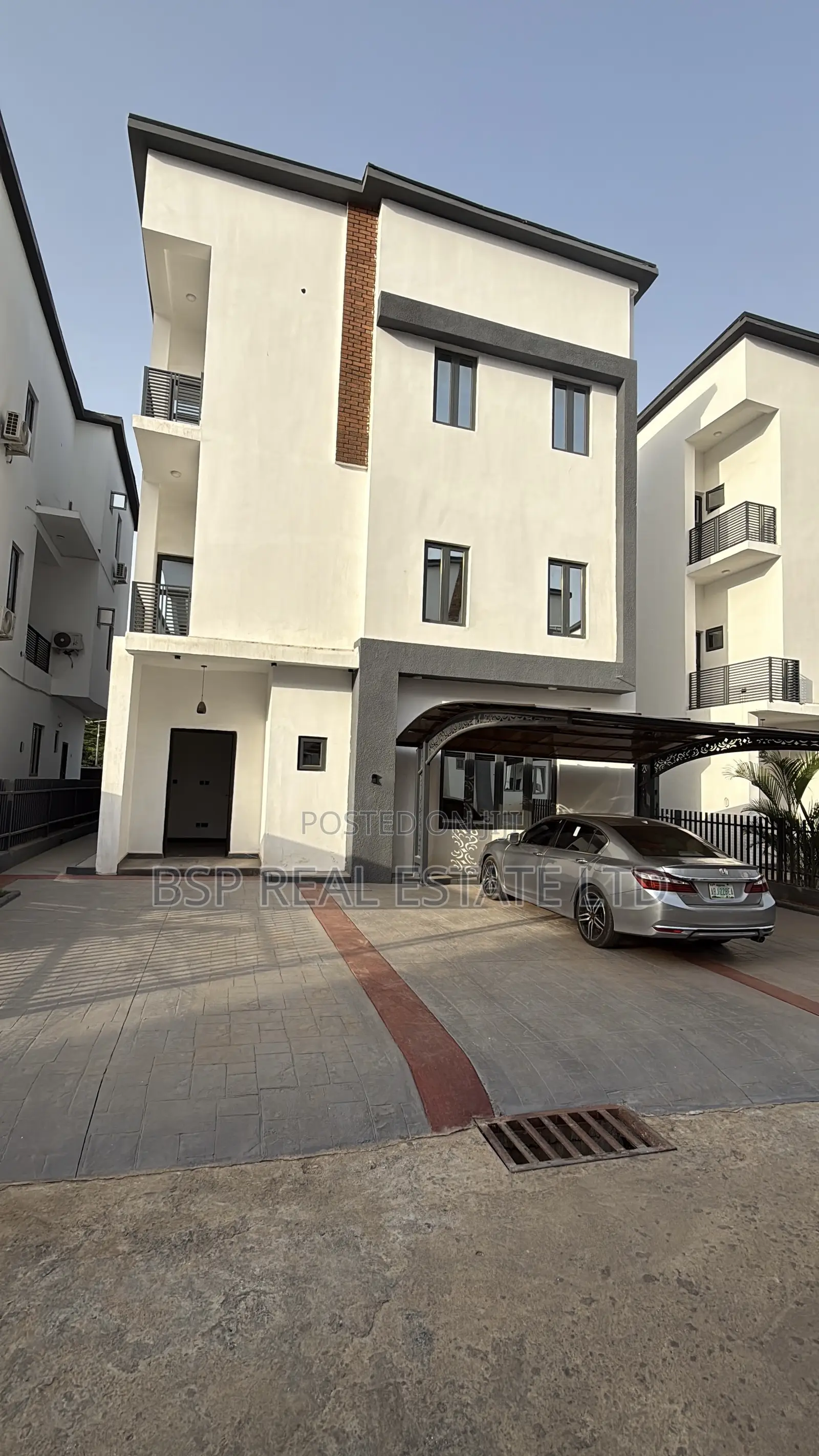 5bdrm Duplex in Kado for sale in Kado