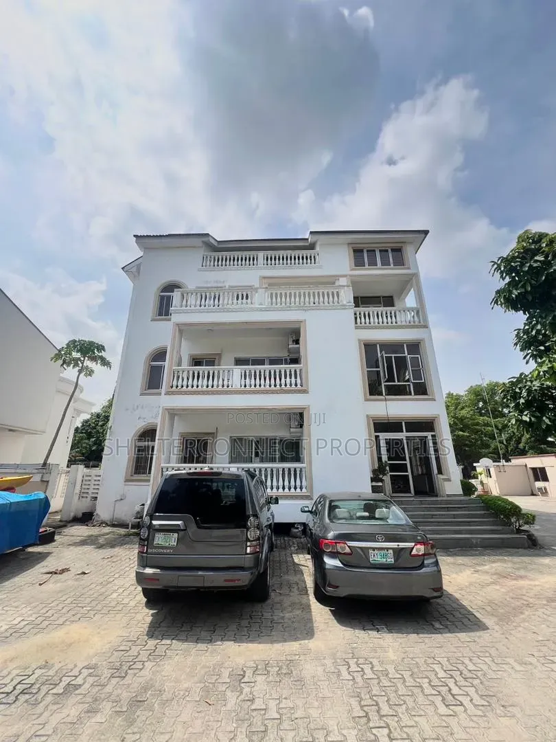 3bdrm Apartment in Lekki Phase 1 for rent in Lekki Phase 1