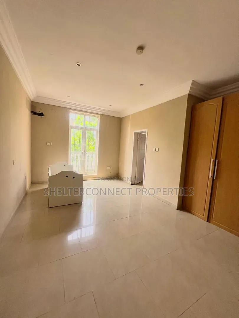 3bdrm Apartment in Lekki Phase 1 for rent in Lekki Phase 1