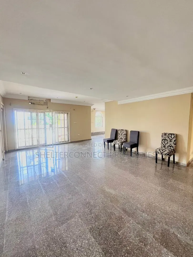 3bdrm Apartment in Lekki Phase 1 for rent in Lekki Phase 1
