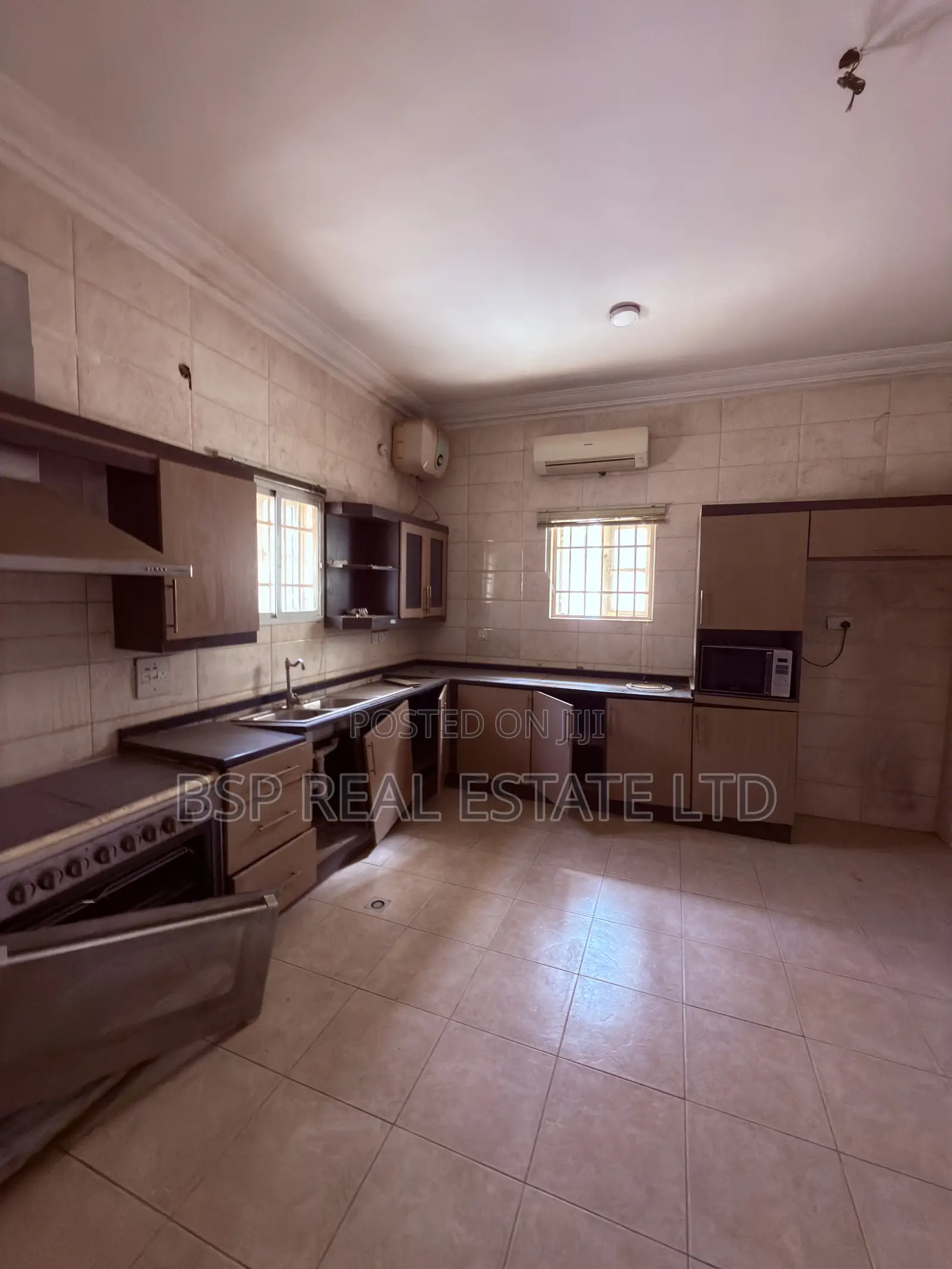 4bdrm Duplex in Life Camp for sale in Life Camp