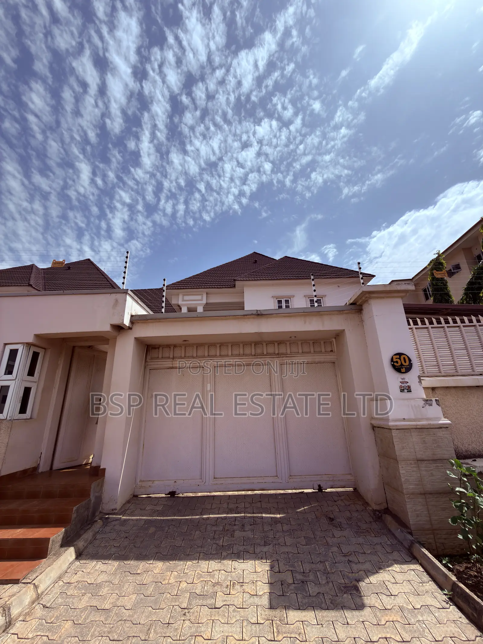 4bdrm Duplex in Life Camp for sale in Life Camp