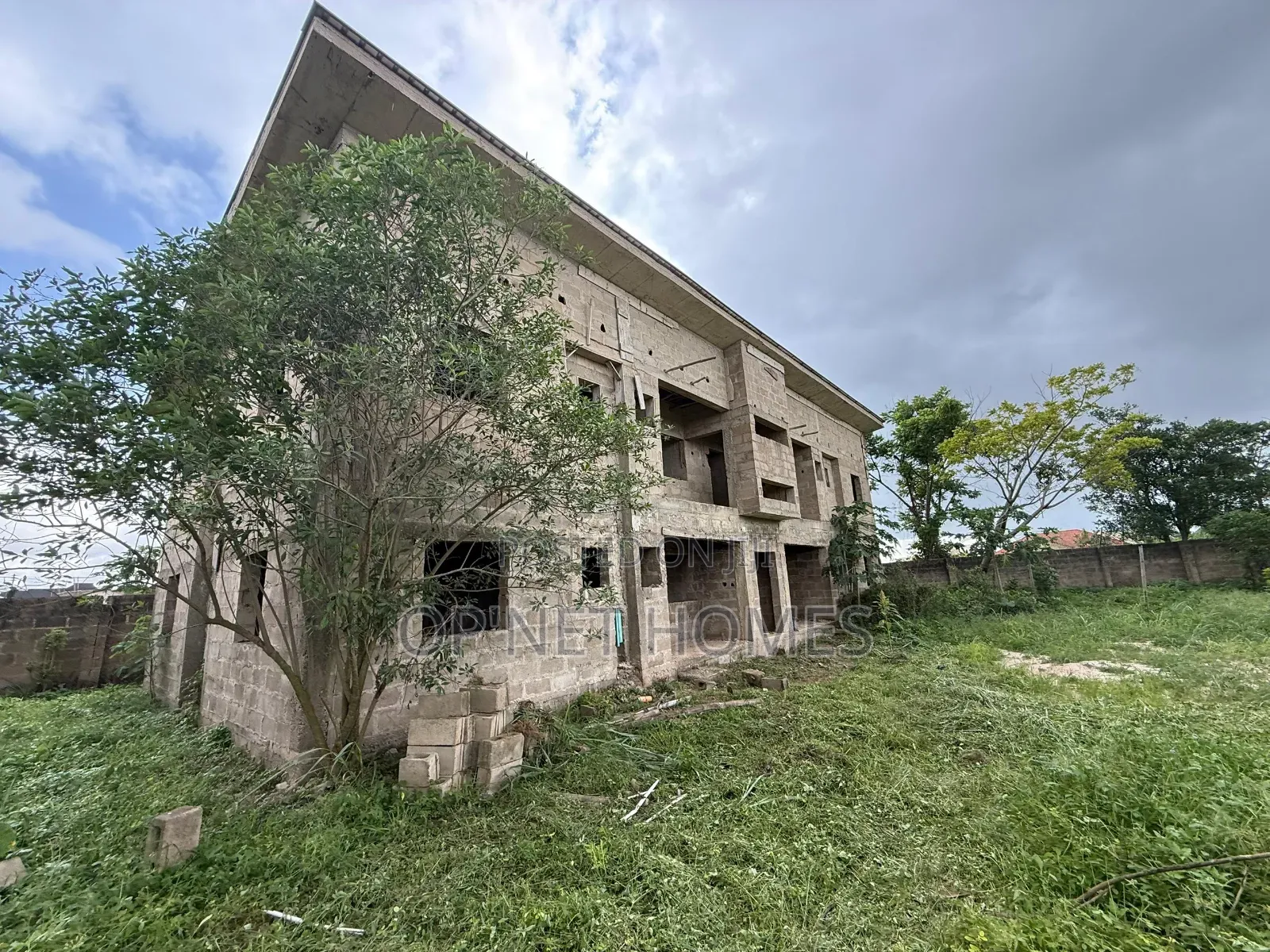 2bdrm Apartment in Akure for sale in Akure