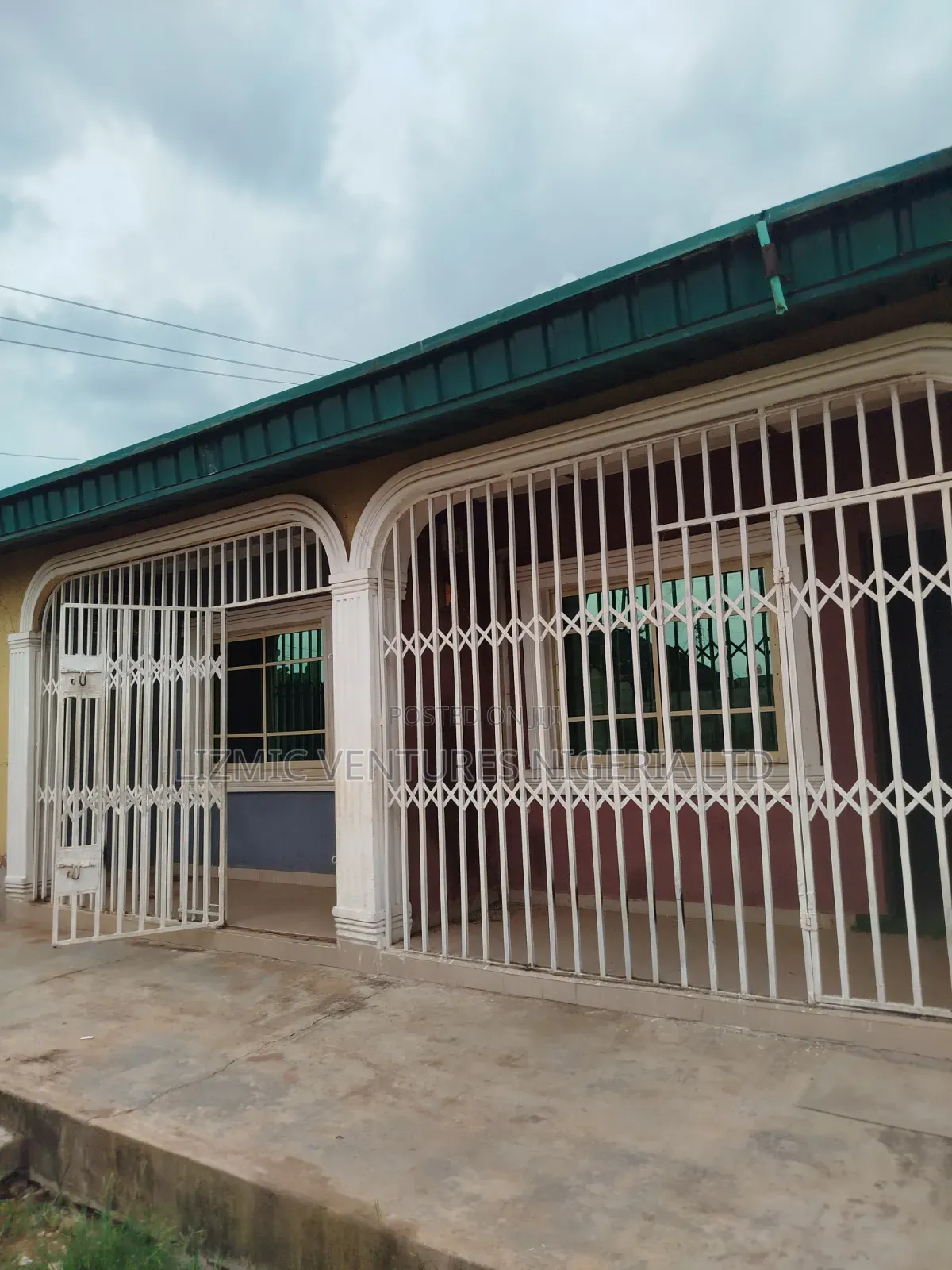 Furnished 2bdrm Bungalow in Akesan, Igando / Ikotun/Igando for sale in Igando / Ikotun/Igando