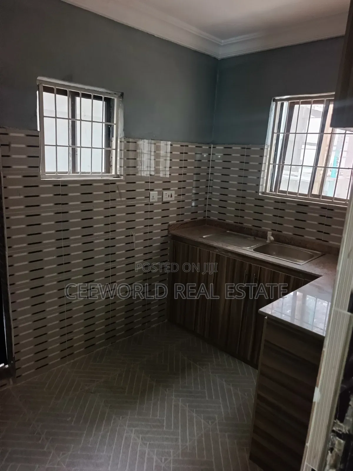 2bdrm Apartment in Oluyole Main Estate for rent in Oluyole Estate